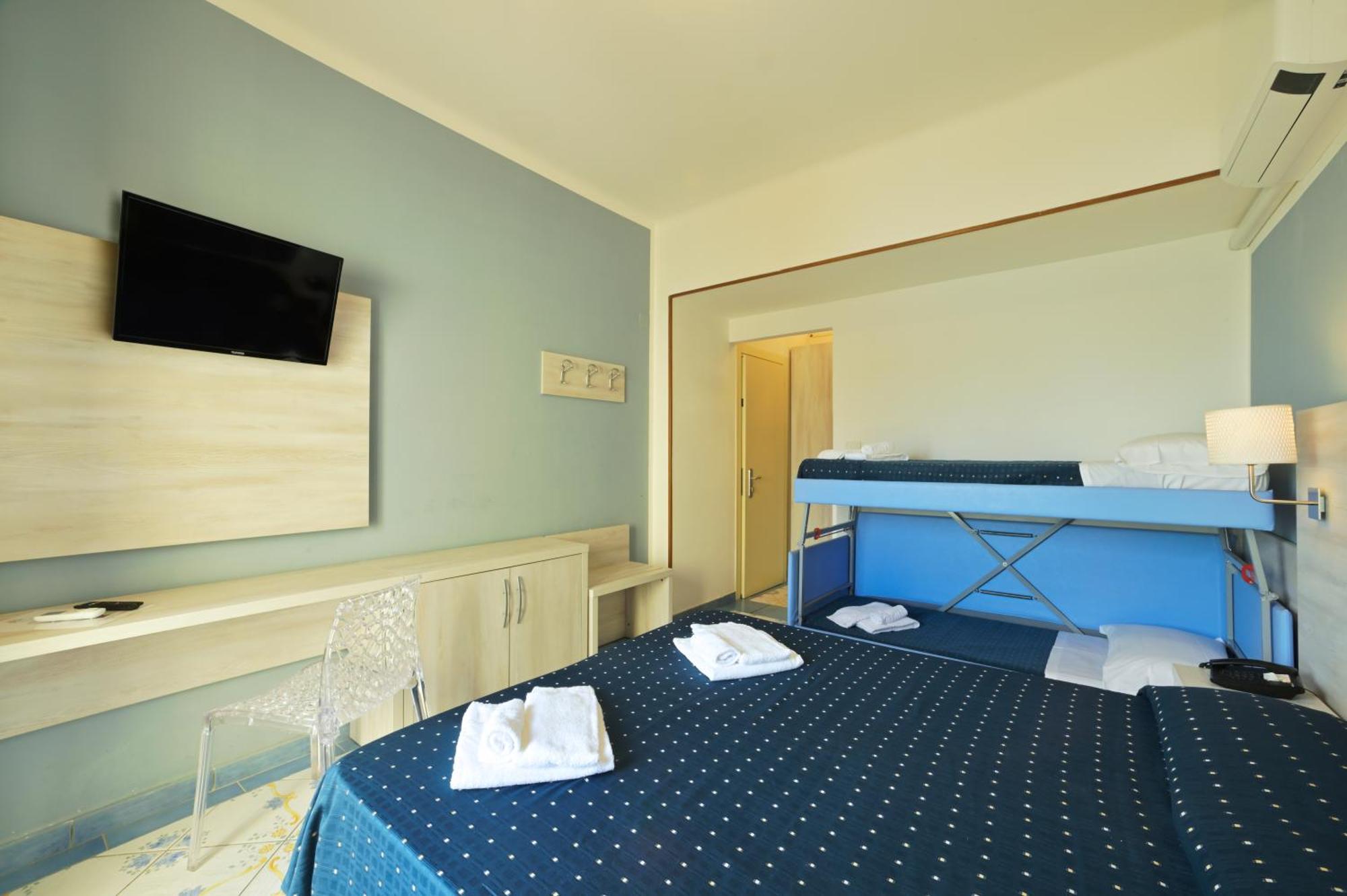 Hotel Delfino Laigueglia Esterno foto