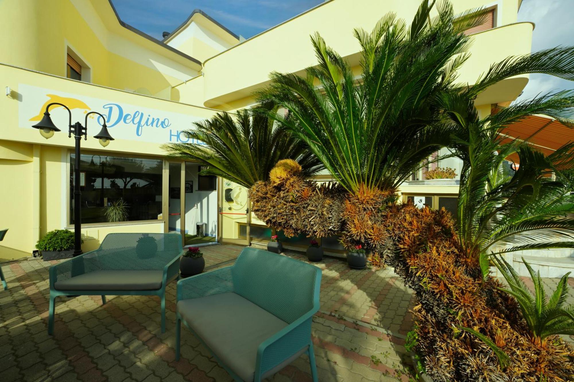 Hotel Delfino Laigueglia Esterno foto