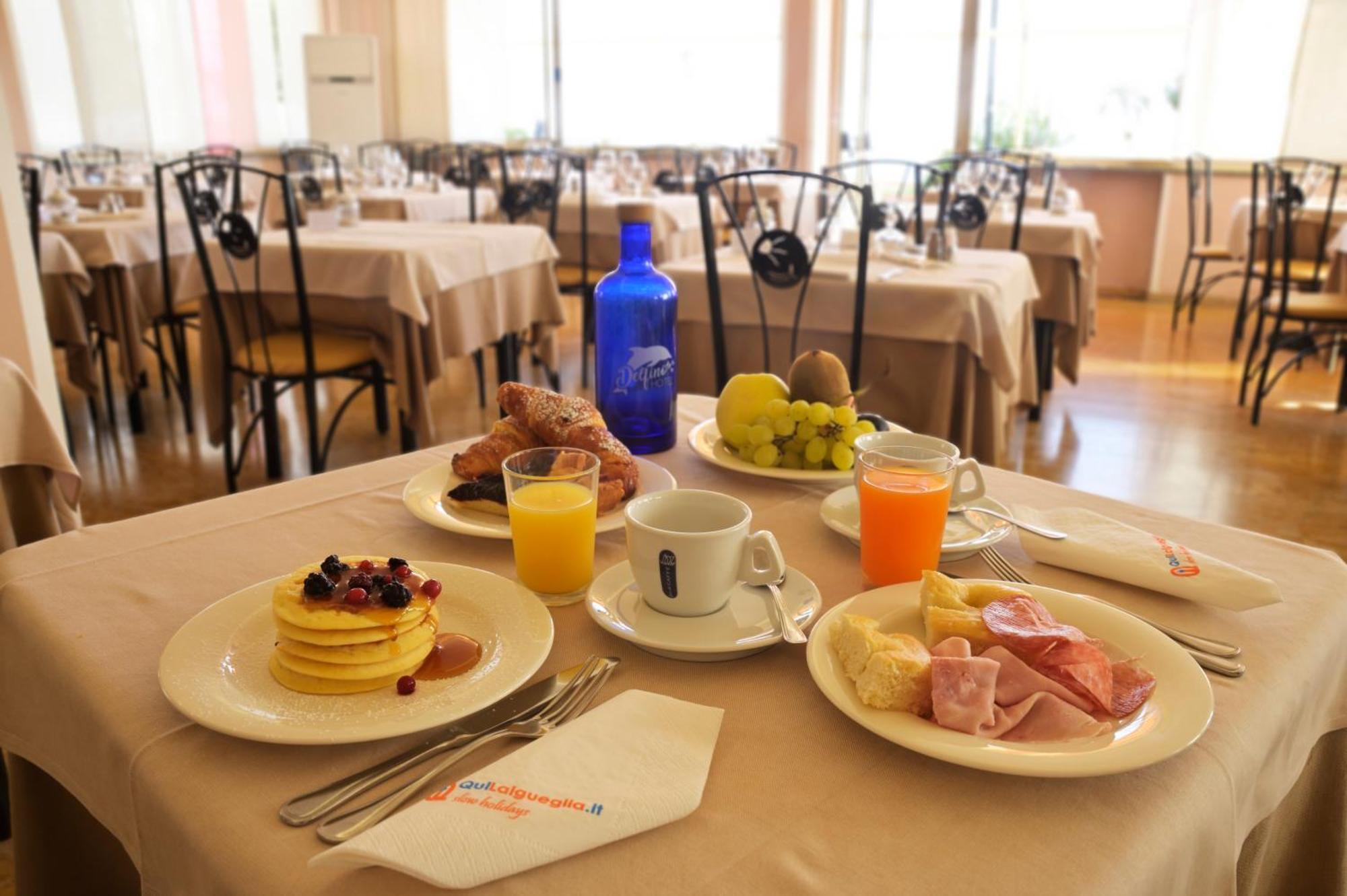 Hotel Delfino Laigueglia Esterno foto