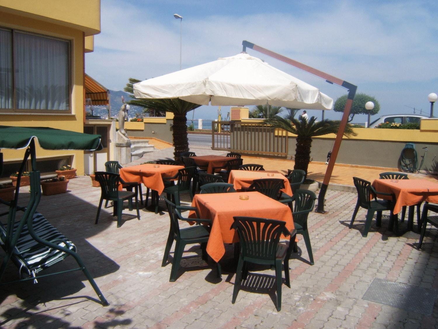 Hotel Delfino Laigueglia Esterno foto