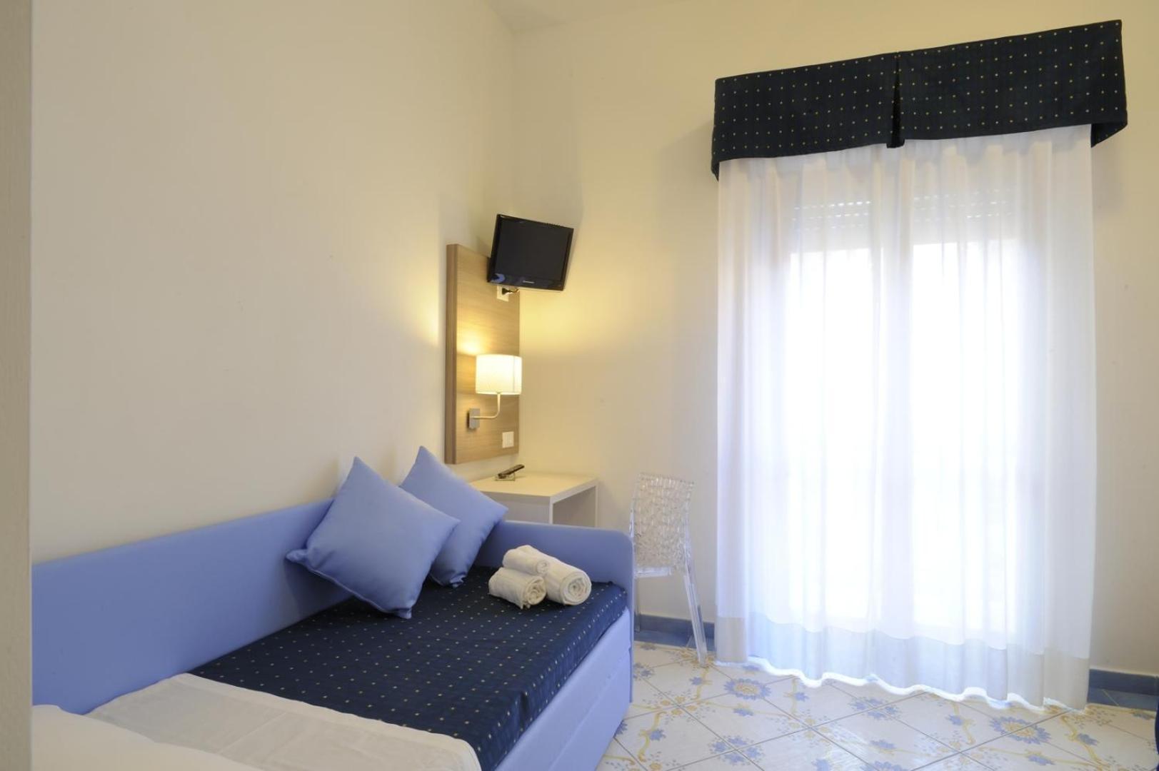 Hotel Delfino Laigueglia Esterno foto