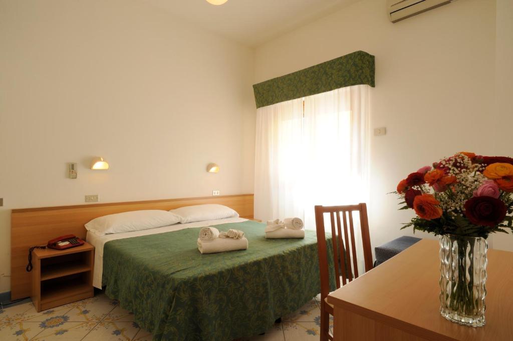 Hotel Delfino Laigueglia Camera foto
