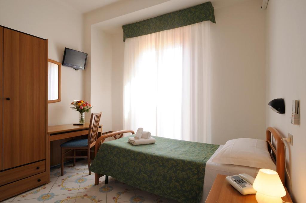 Hotel Delfino Laigueglia Camera foto
